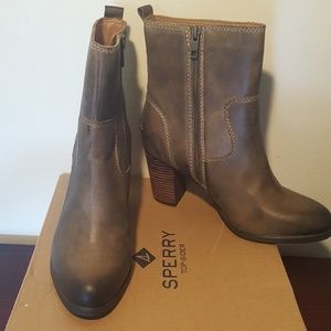 Sperry Dasher Grace Bootie - Color Khaki